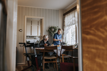 Pg 79 supporting colleagues caring GettyImages-1561194885.jpg